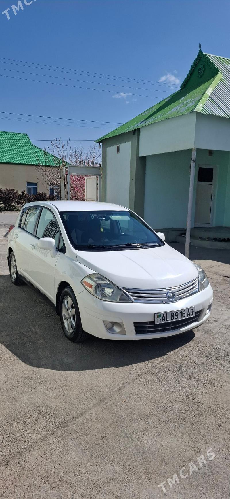 Nissan Versa 2012 - 143 000 TMT - Бузмеин - img 1
