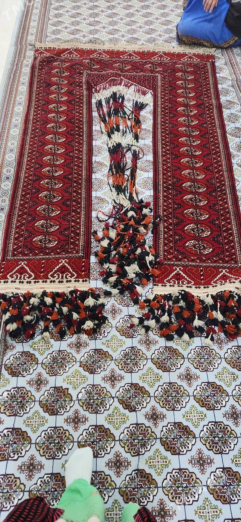 gapylyk haly - Гаудан "В" - img 1