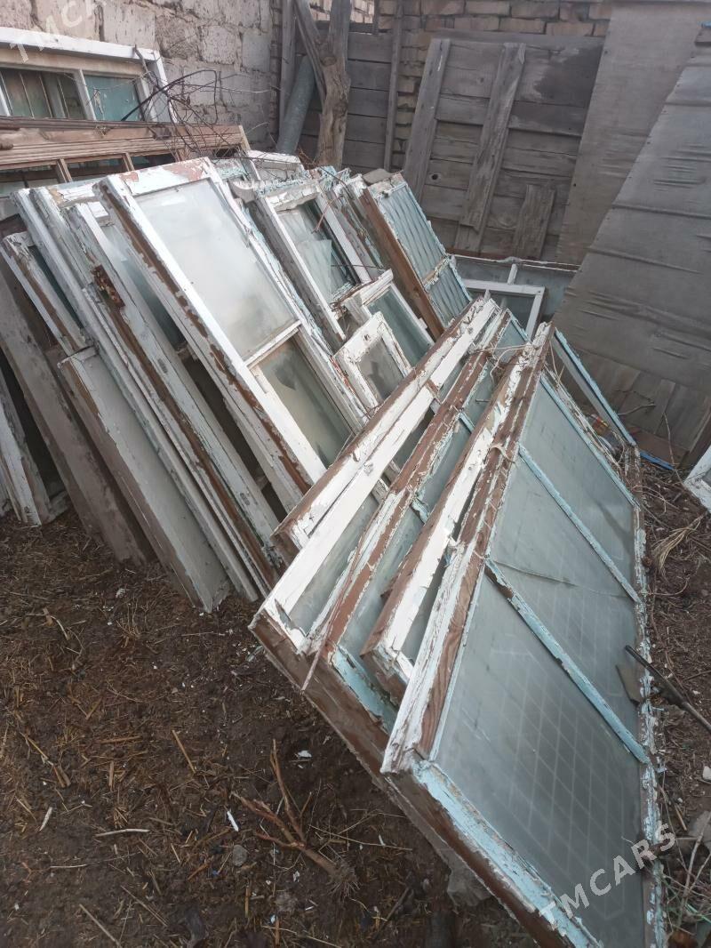 окна двери - Туркменабат - img 1