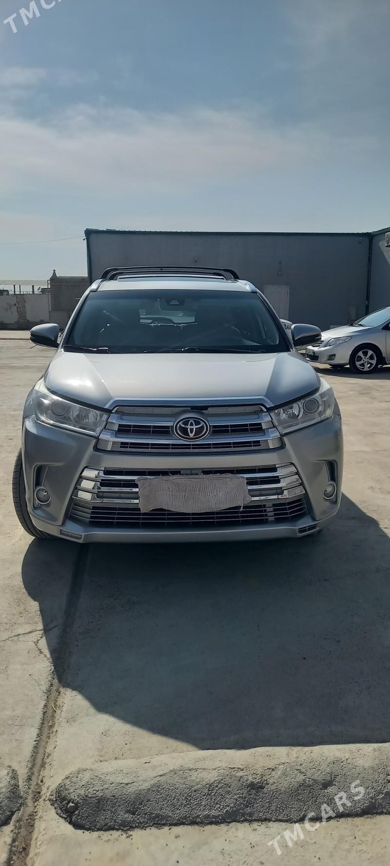 Toyota Highlander 2019 - 450 000 TMT - Tejen - img 1
