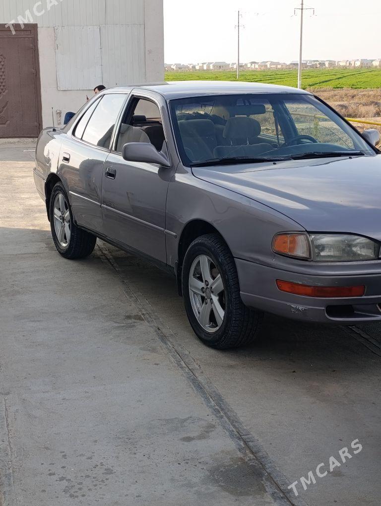 Toyota Camry 1993 - 109 000 TMT - Сакарчага - img 1
