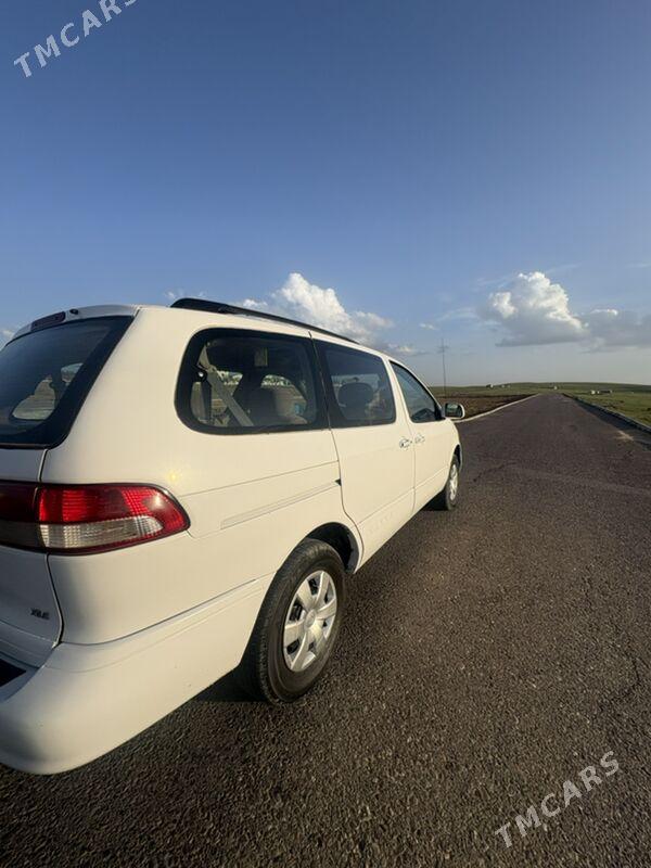 Toyota Sienna 2001 - 170 000 TMT - Тагтабазар - img 1