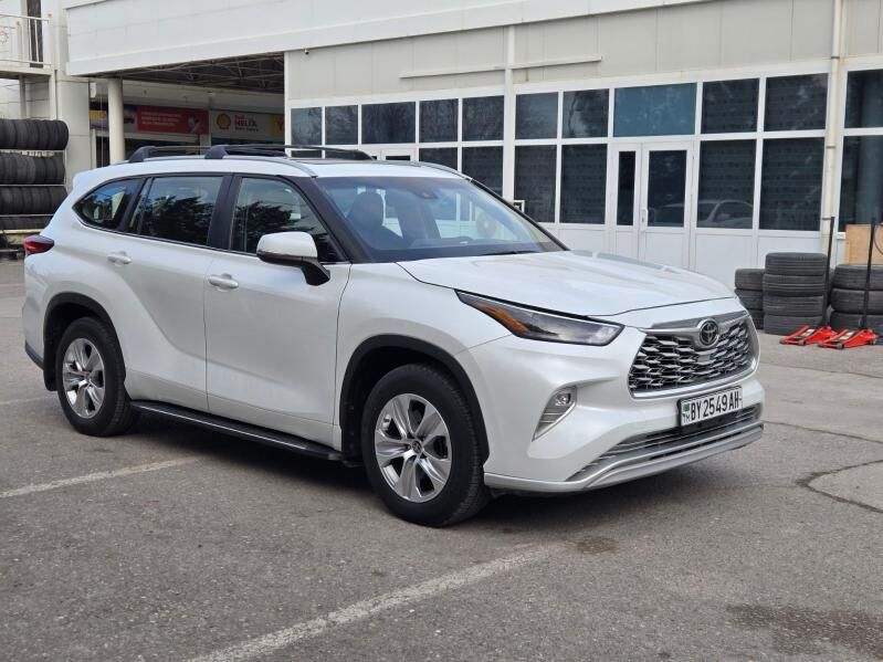 Toyota Highlander 2023 - 539 000 TMT - Гёкдепе - img 1