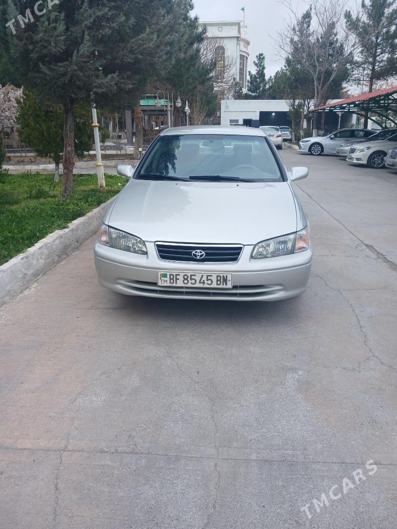 Toyota Camry 2001 - 189 000 TMT - Кёнеургенч - img 1