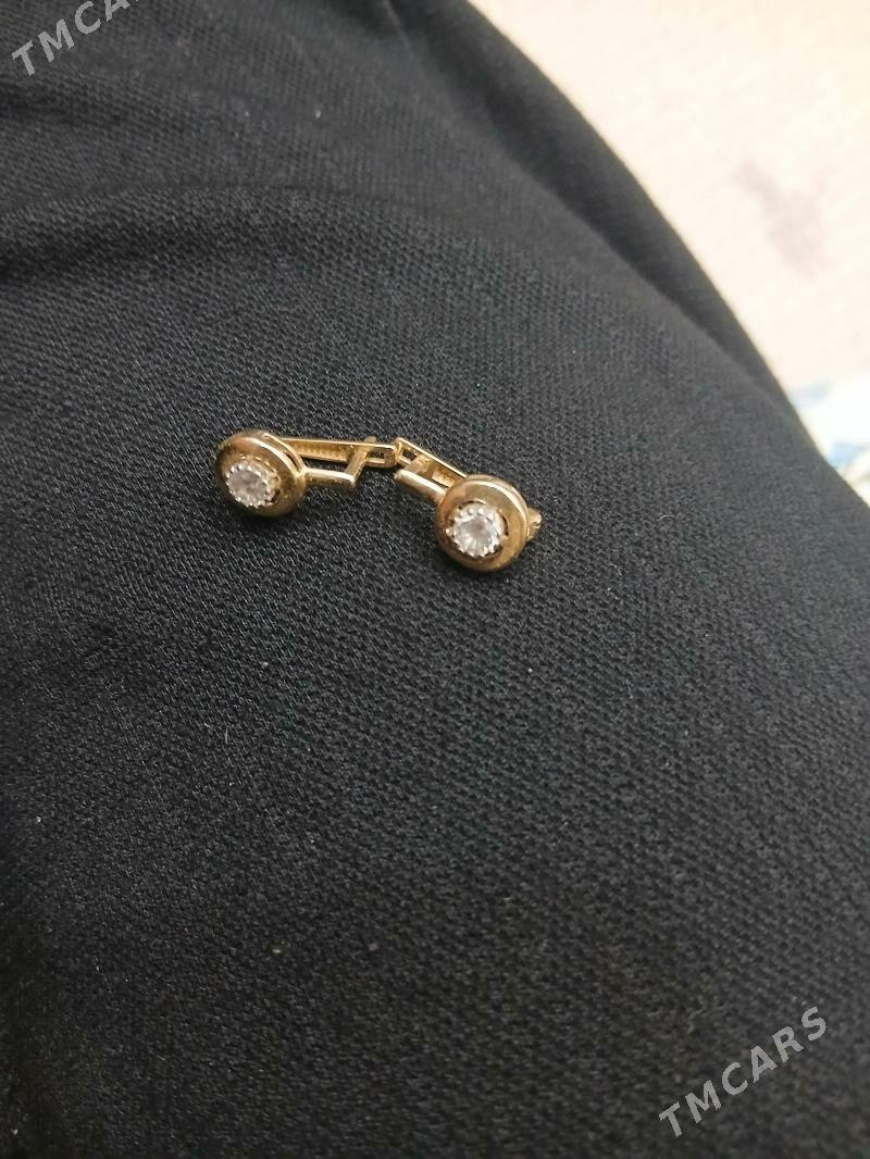 Italyanski gyzyl gulakhalka - Aşgabat - img 1