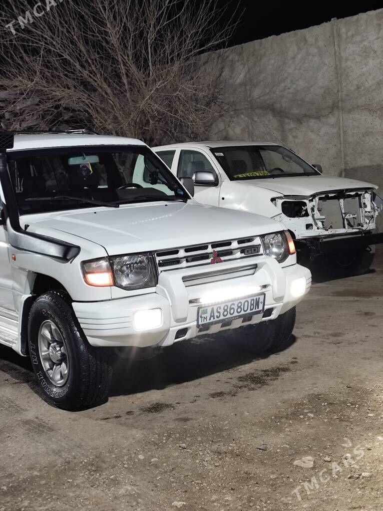 Mitsubishi Pajero 2000 - 140 000 TMT - Balkanabat - img 1