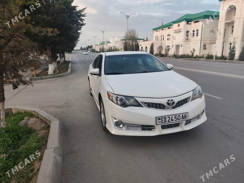 Toyota Camry 2013 - 230 000 TMT - Gagarin köç, köne Howa menzili - img 1