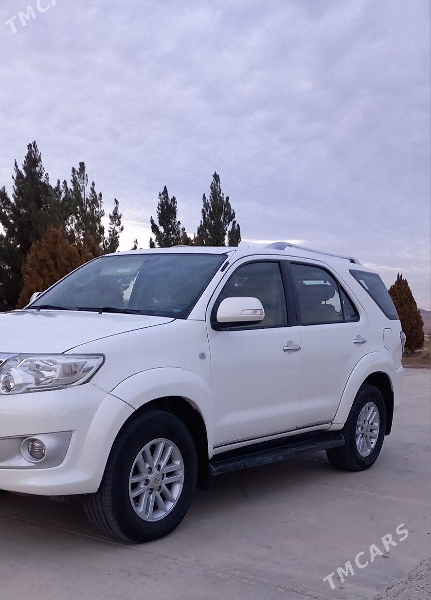 Toyota Fortuner 2014 - 375 000 TMT - Daşoguz - img 1