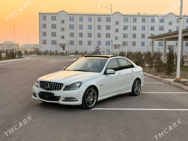 Mercedes-Benz C300 2008 - 196 000 TMT - Мары - img 1