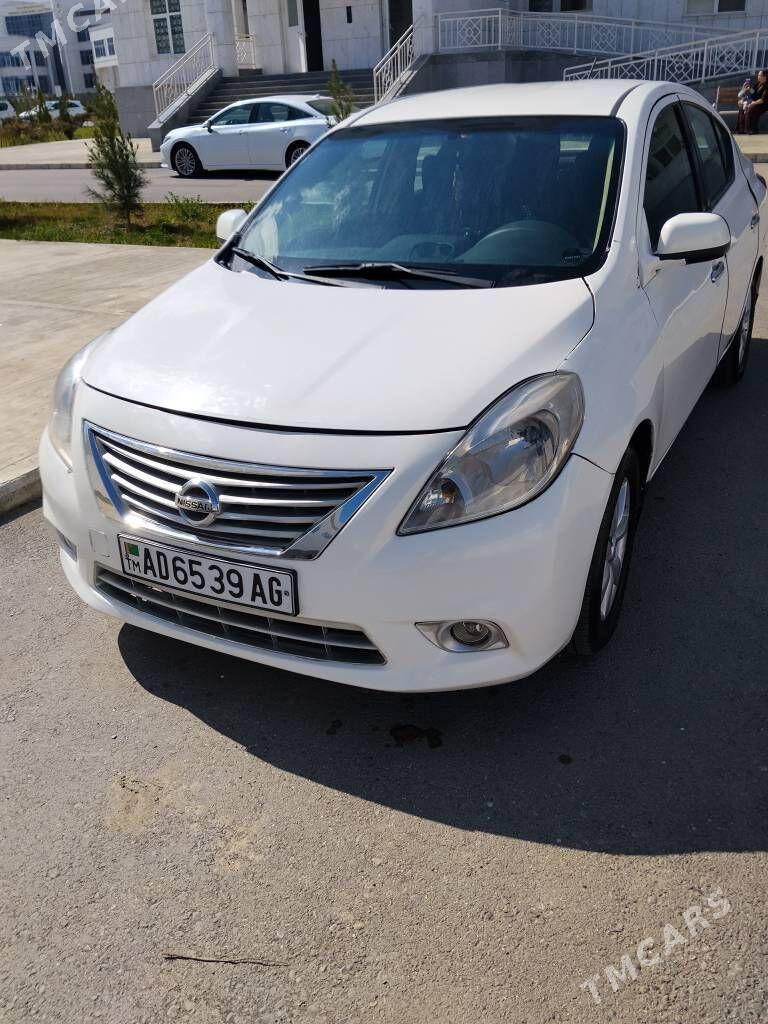 Nissan Versa 2013 - 130 000 TMT - Aşgabat - img 1