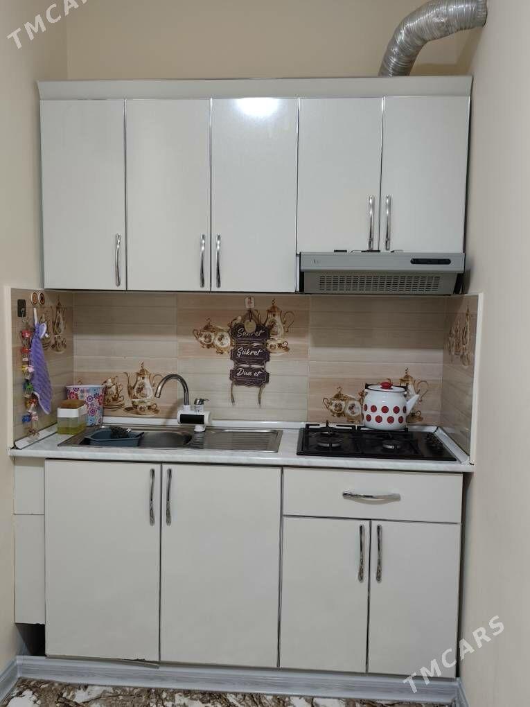 kuhunny.170.sm. 80sm. 60sm . - Балканабат - img 1