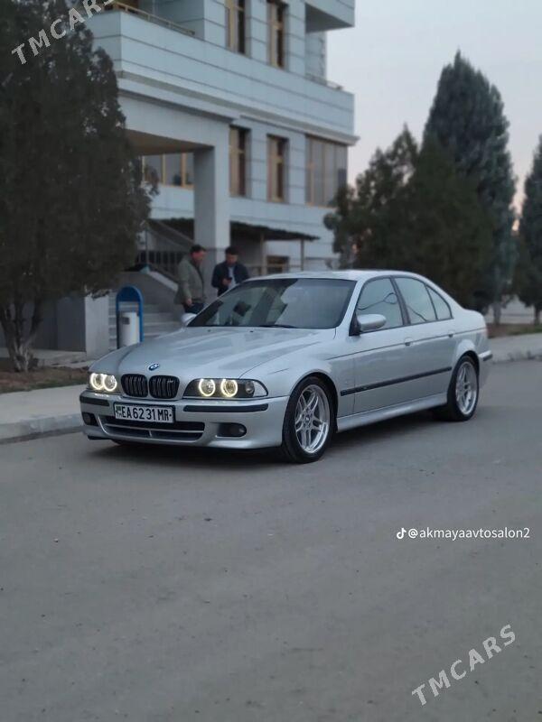 BMW E39 2002 - 215 000 TMT - Mary - img 1
