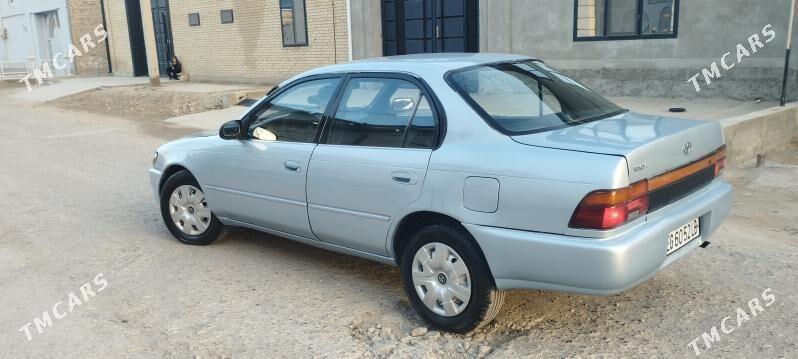 Toyota Corolla 1995 - 66 000 TMT - Чарджоу - img 1