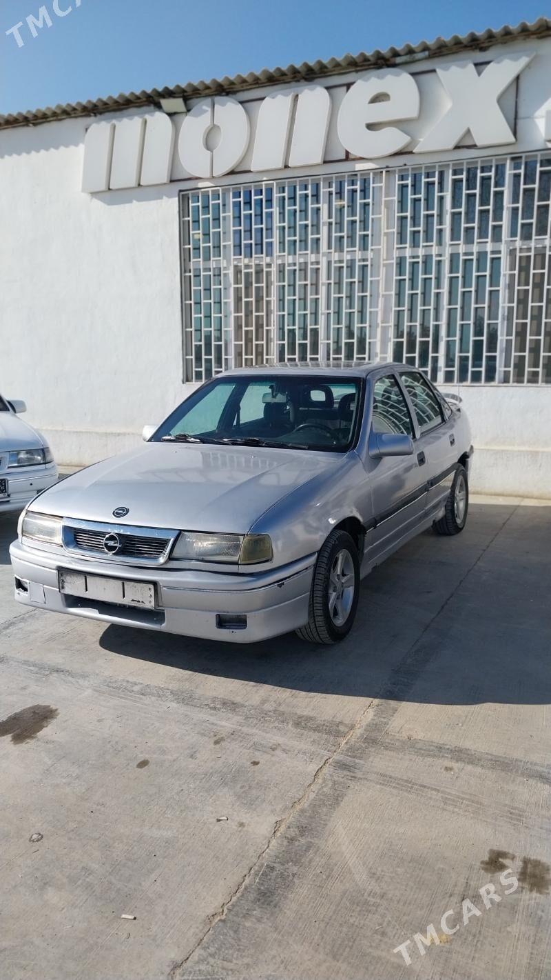 Opel Vectra 1991 - 35 000 TMT - Бахарден - img 1