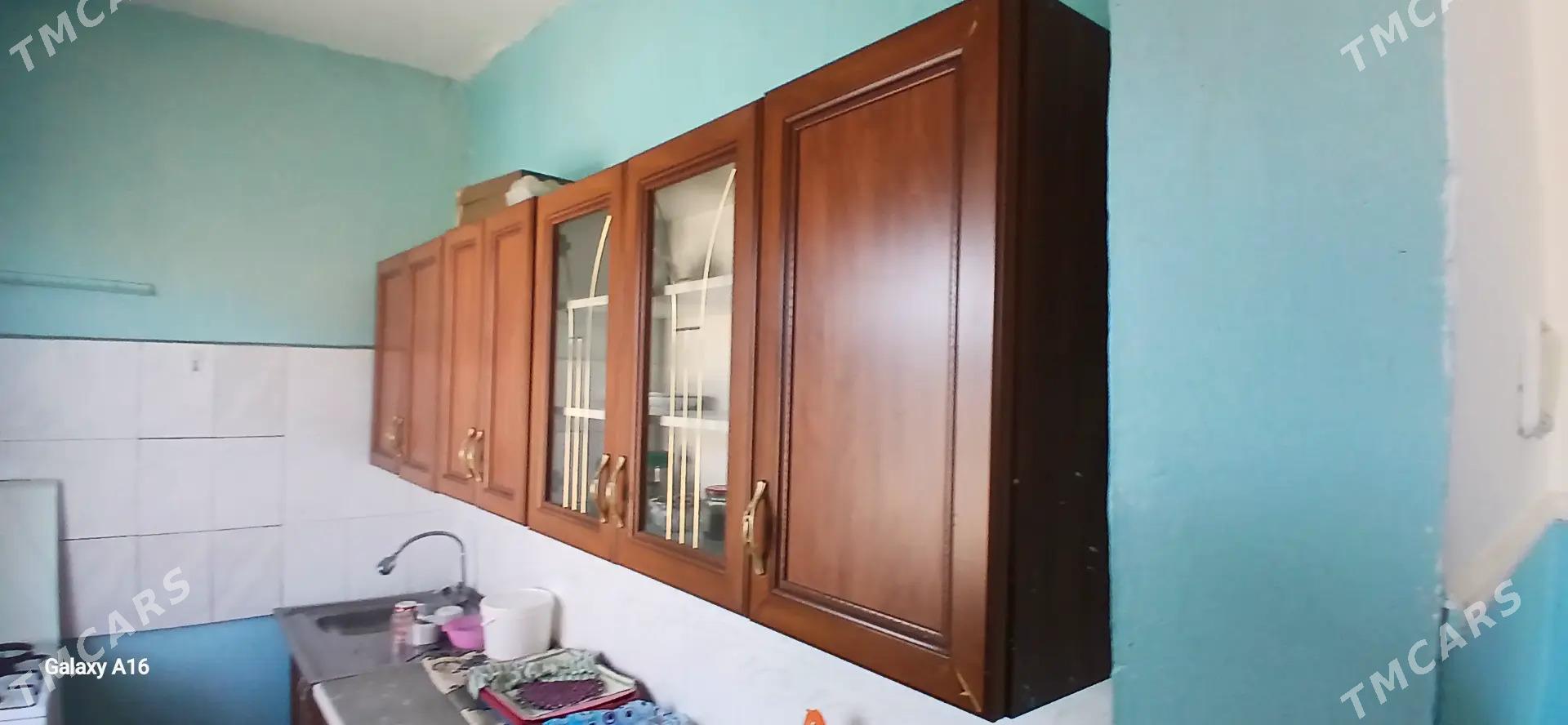 Kuhniya Garnitur - Балканабат - img 1