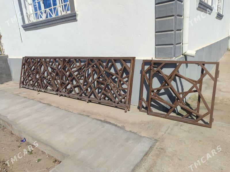 demir rasotga - Aşgabat - img 1