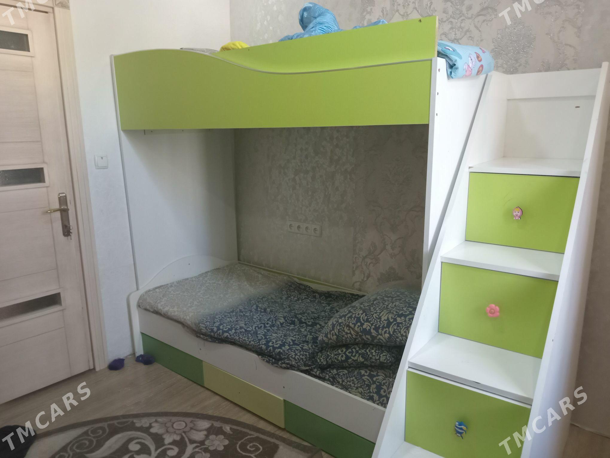 Çaganky 2 etažly krowat - Бузмеин - img 1