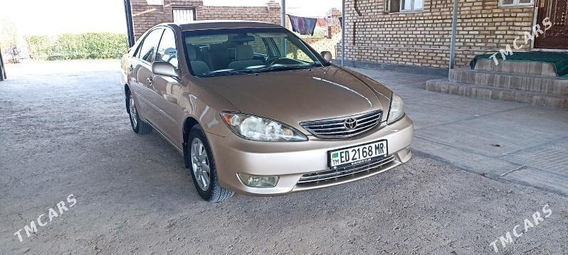 Toyota Camry 2005 - 195 000 TMT - Мары - img 1