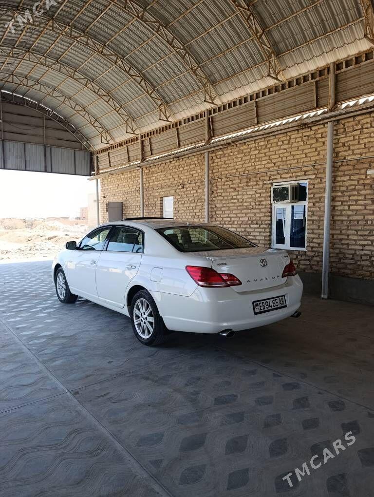 Toyota Avalon 2006 - 190 000 TMT - Теджен - img 1