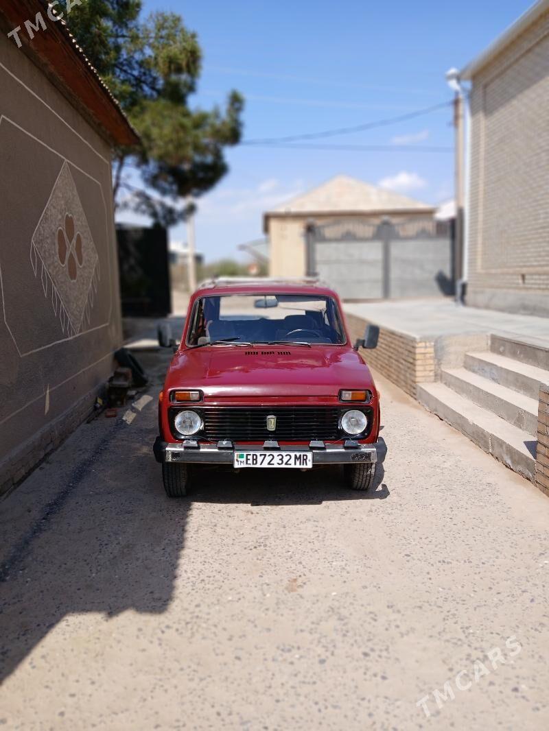Lada Niva 1980 - 30 000 TMT - Сакарчага - img 1