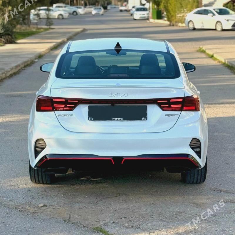 Kia Forte 2022 - 242 000 TMT - Hitrowka - img 1