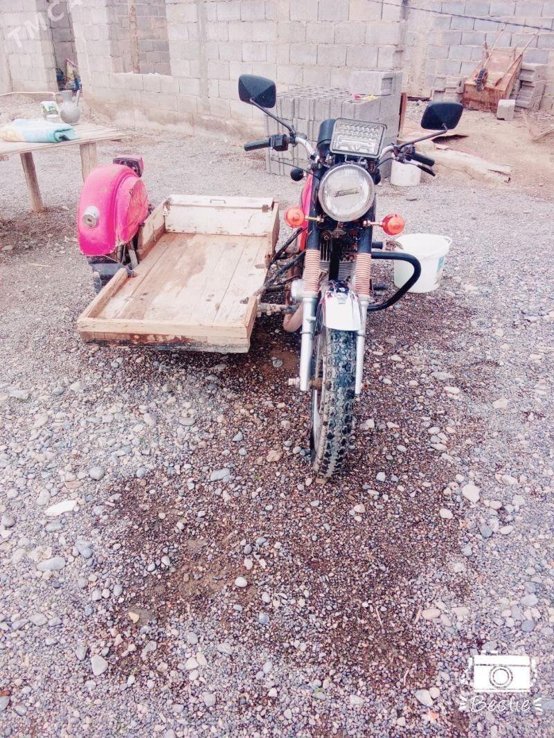 Iž Planeta 5 2002 - 9 600 TMT - Кака - img 1