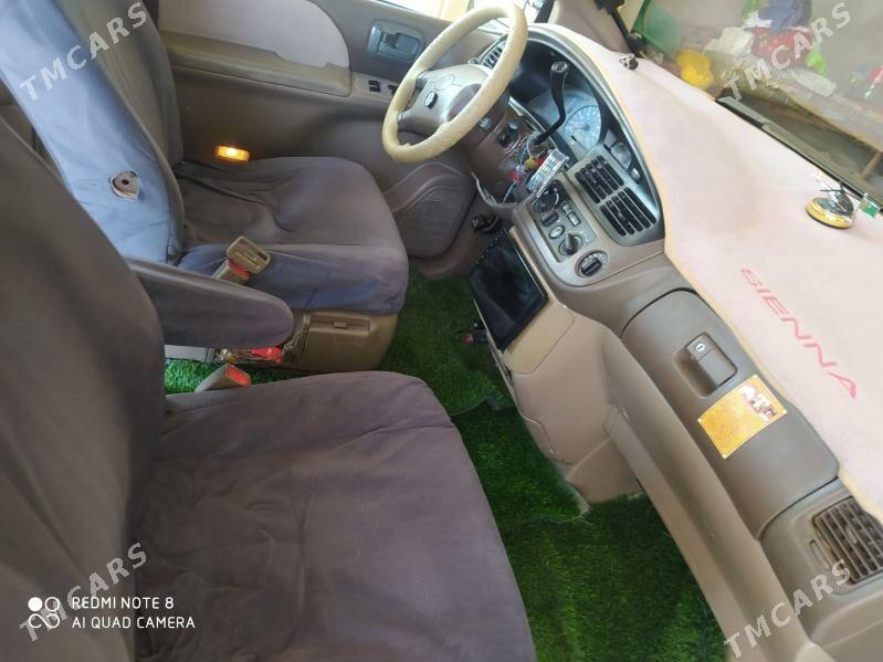 Toyota Sienna 2001 - 155 000 TMT - Эсенгулы - img 1