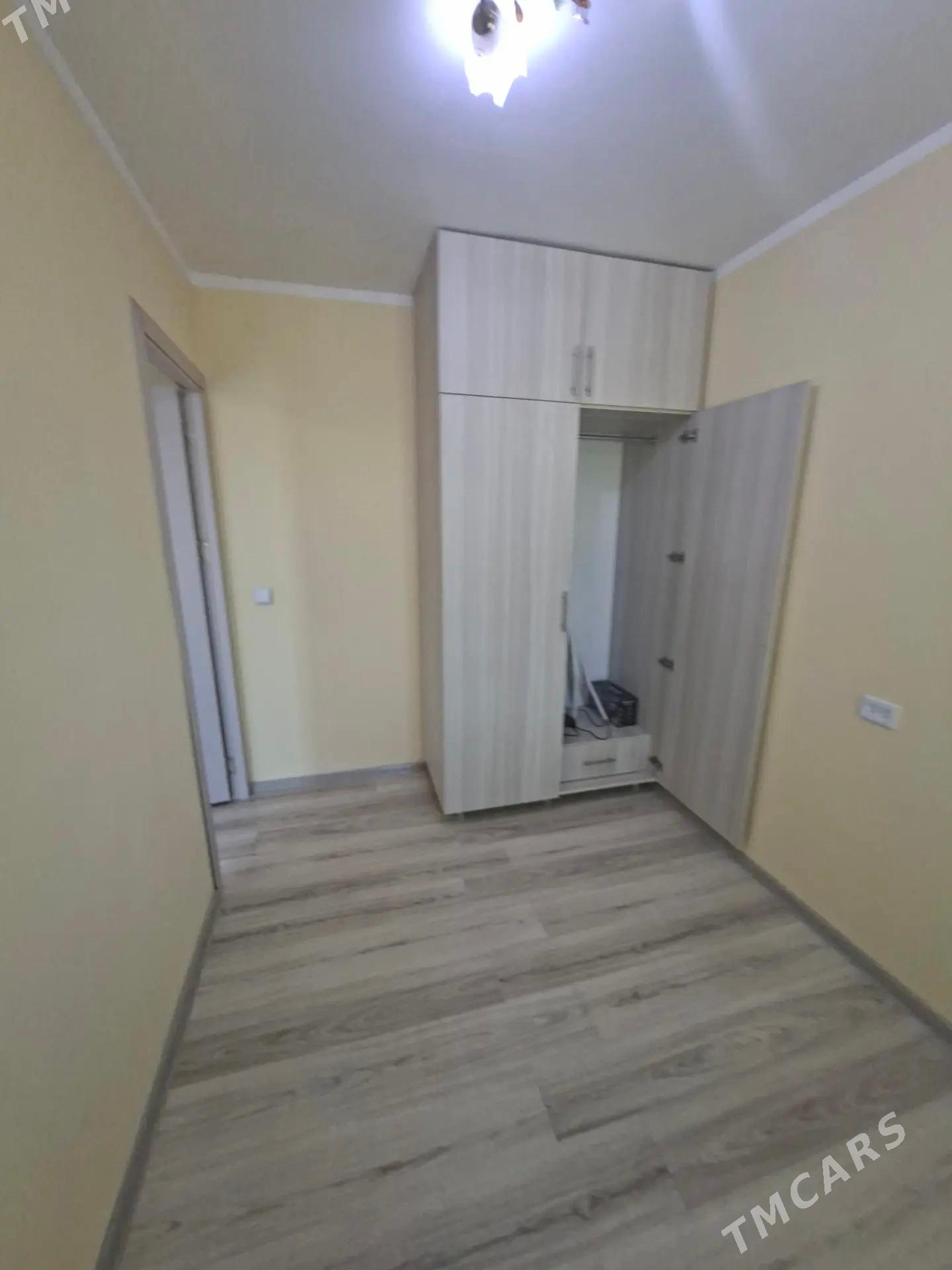 30мик 3ком 3эт - 30 mkr - img 1