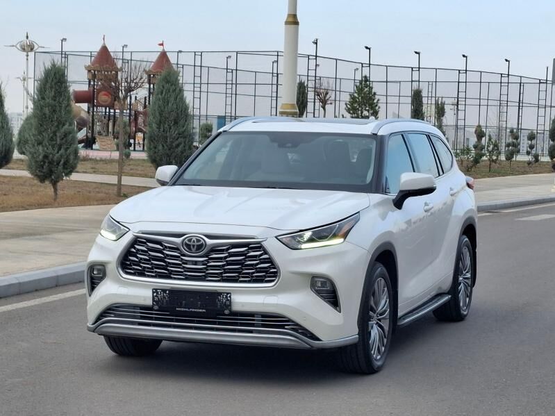 Toyota Highlander 2021 - 825 000 TMT - Ашхабад - img 1