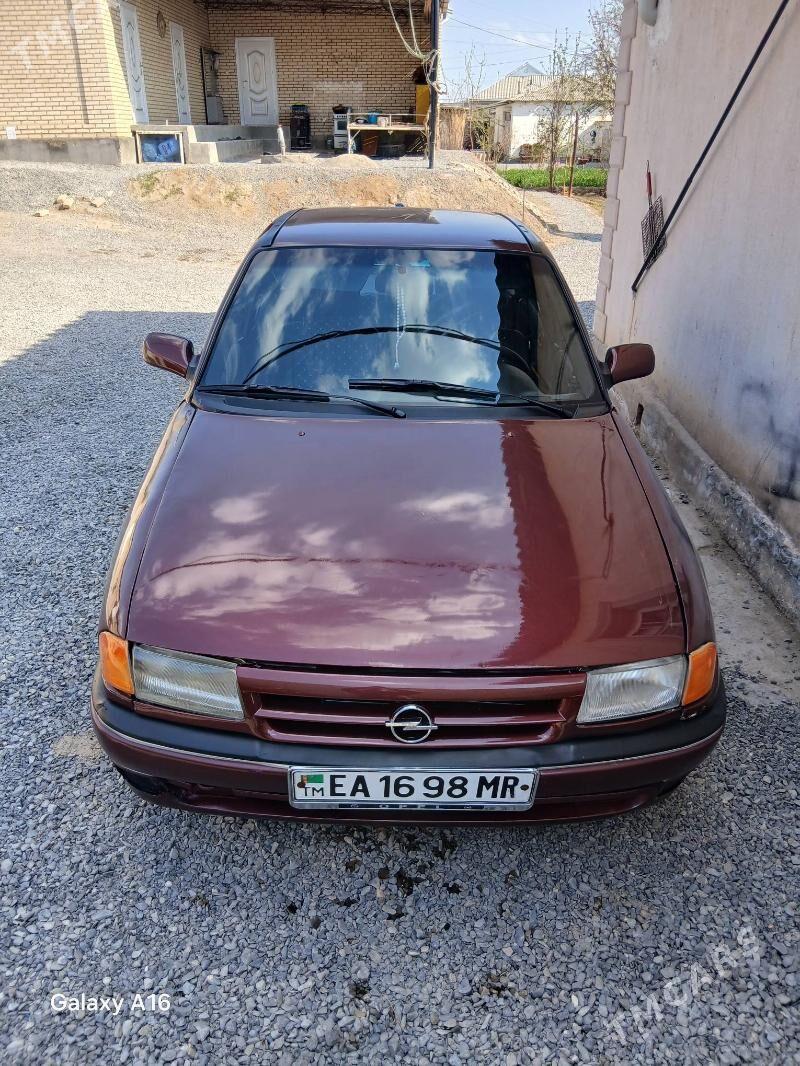 Opel Astra 1992 - 40 000 TMT - Mary - img 1
