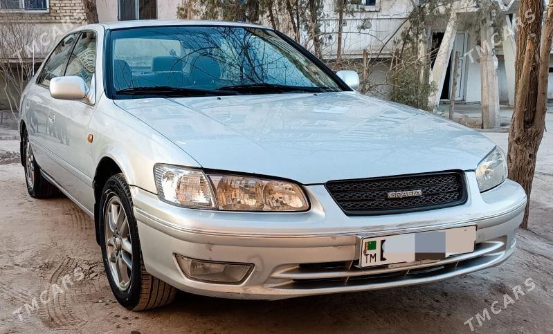 Toyota Camry 2000 - 164 000 TMT - Дашогуз - img 1