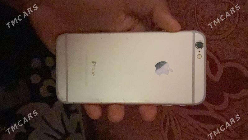 iPhone 6 - Mary - img 1