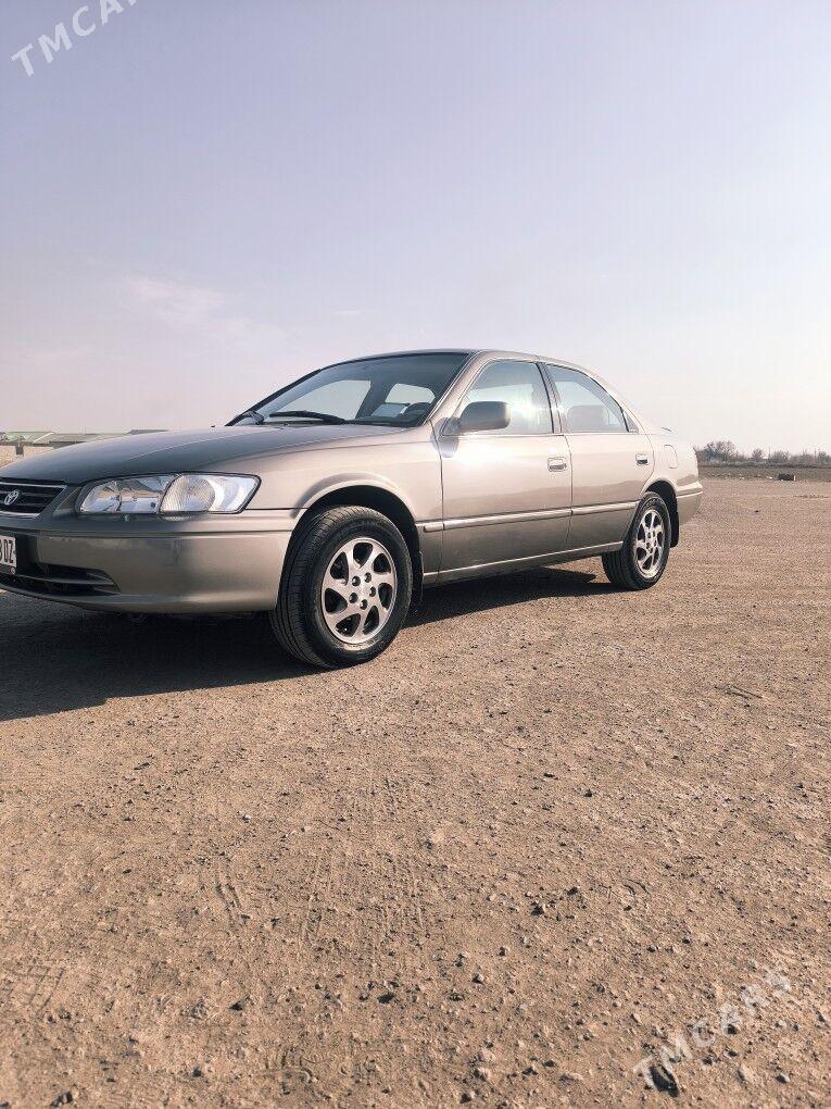 Toyota Camry 1998 - 125 000 TMT - Кёнеургенч - img 1