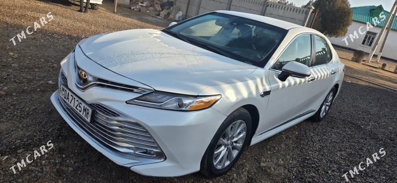 Toyota Camry 2019 - 240 000 TMT - Мары - img 1