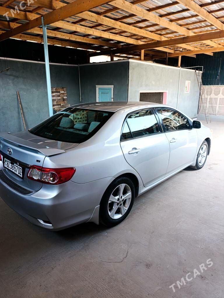 Toyota Corolla 2011 - 175 000 TMT - Дашогуз - img 1