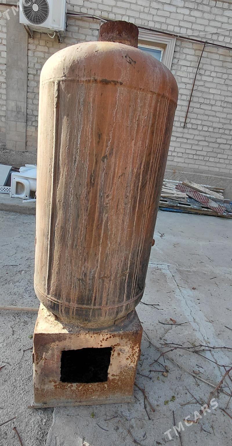 Katelni Atapleniya - Hitrowka - img 1