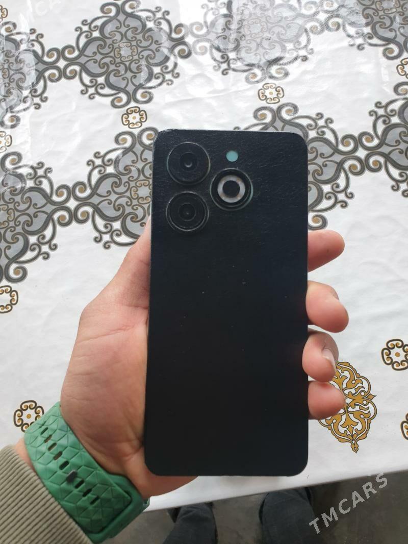 infinix smart 8 - Çärjew - img 1