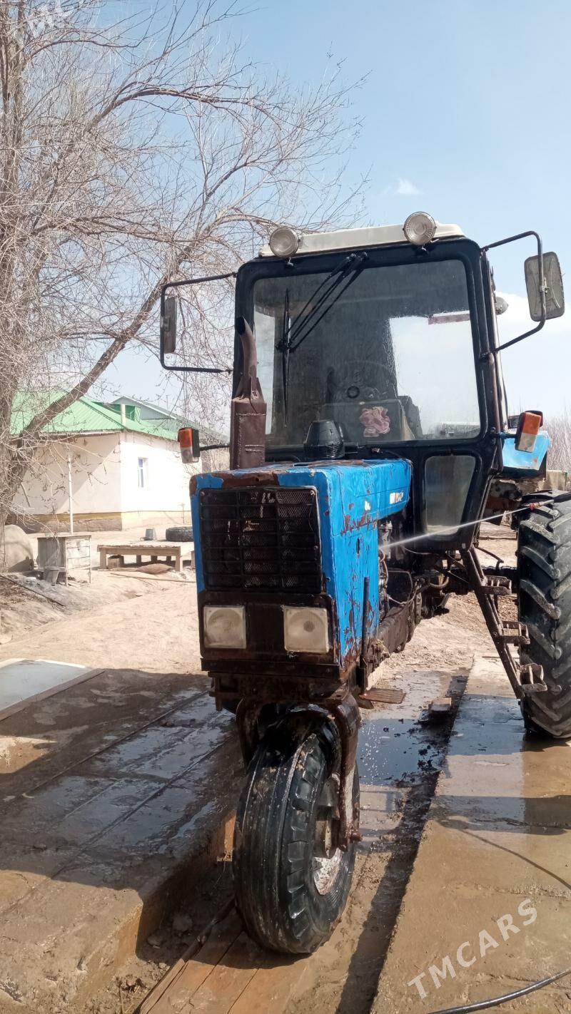 MTZ 80 2005 - 150 000 TMT - Türkmenbaşy etr. - img 1