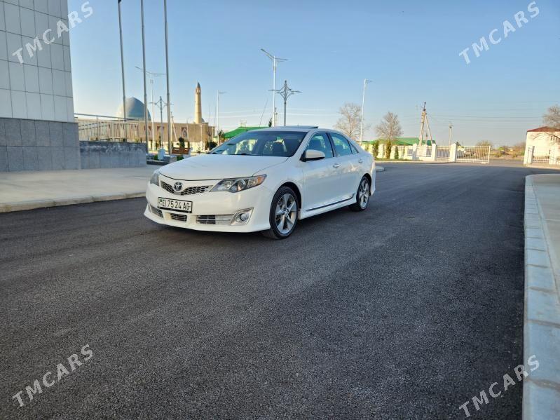 Toyota Camry 2013 - 243 000 TMT - Aşgabat - img 1