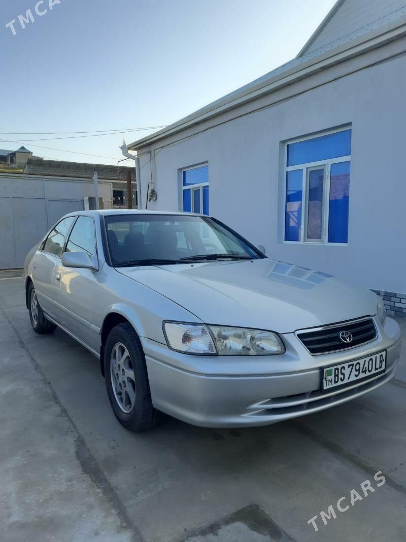 Toyota Camry 2001 - 180 000 TMT - Magdanly - img 1