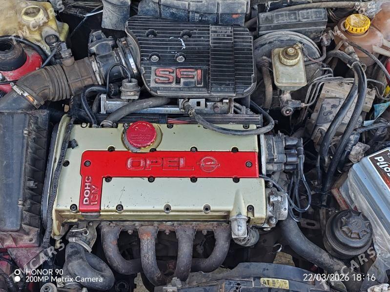 Opel Astra 1993 - 60 000 TMT - Бахарден - img 1
