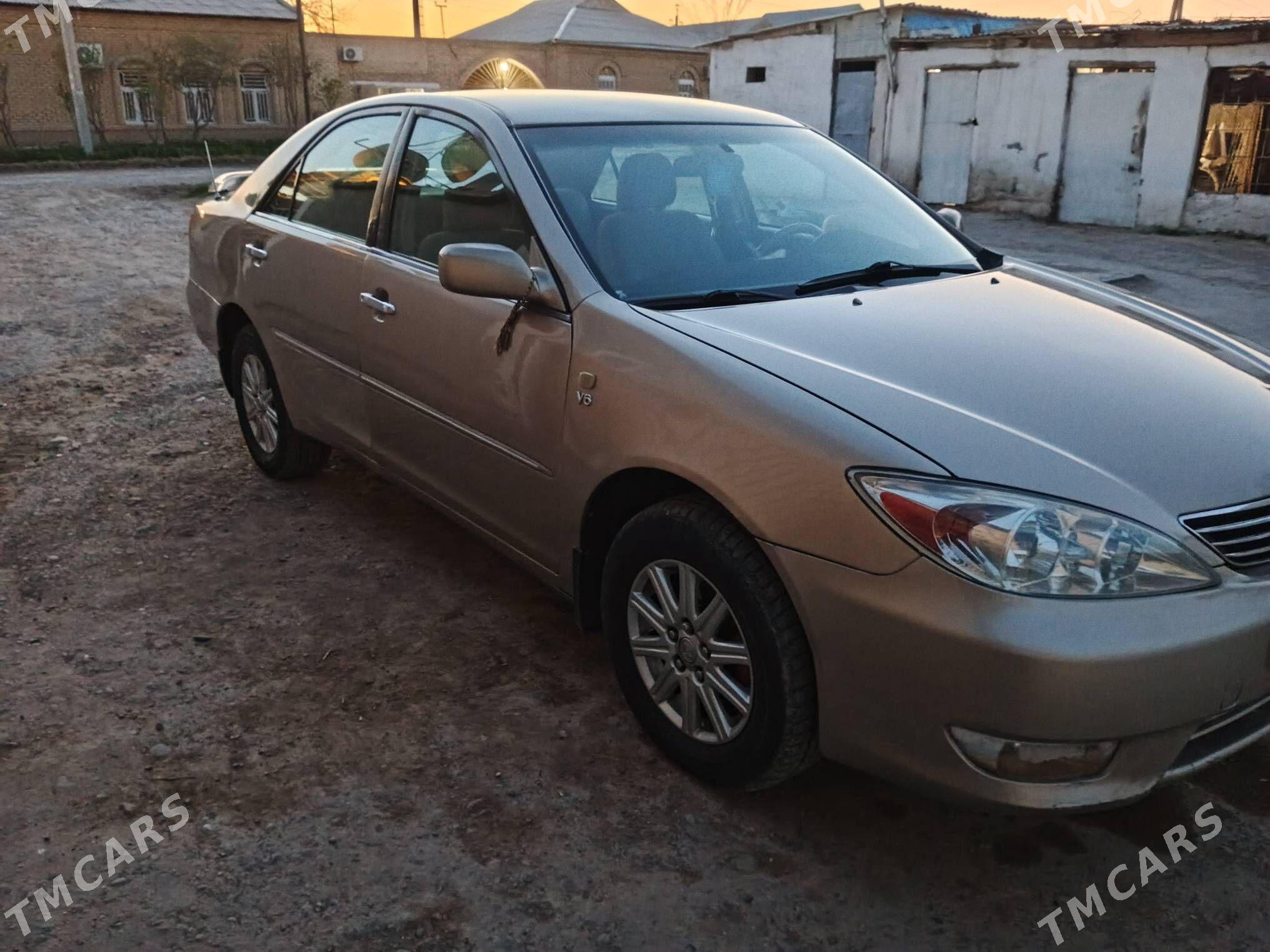 Toyota Camry 2002 - 160 000 TMT - Мары - img 1