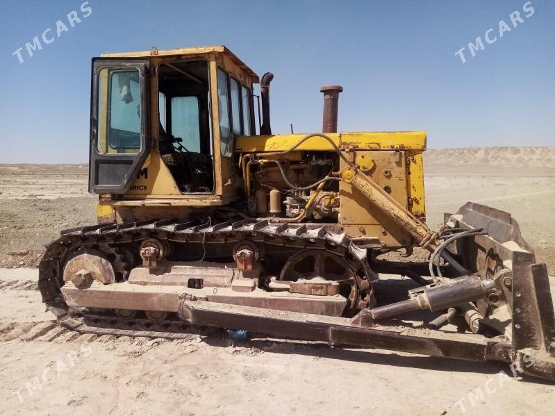 MTZ T-28 1993 - 100 000 TMT - Балканабат - img 1