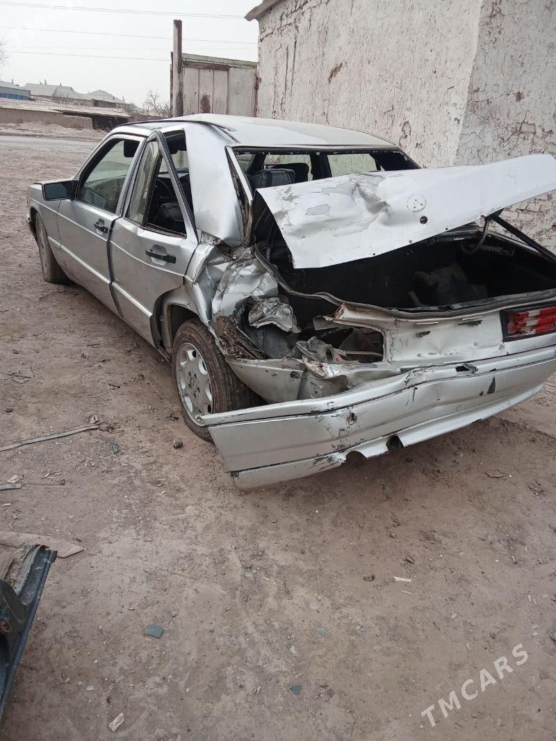 Mercedes-Benz 190-Class 1993 - 13 000 TMT - Mary - img 1
