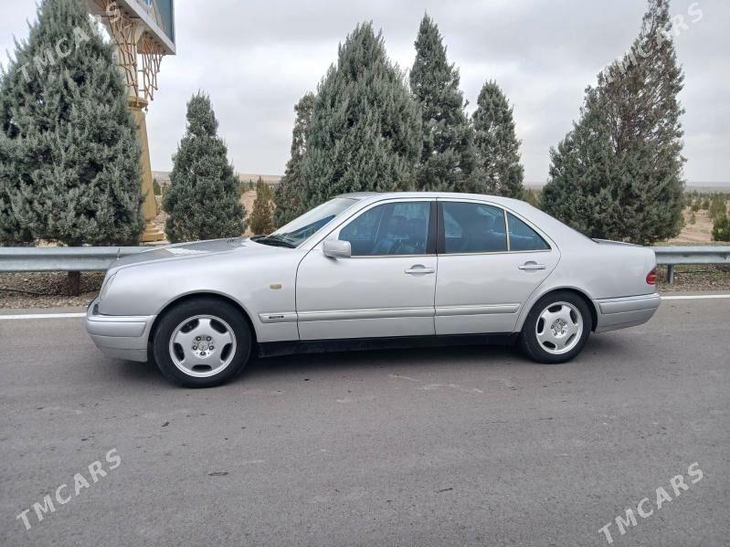 Mercedes-Benz E320 1999 - 120 000 TMT - Туркменбаши - img 1