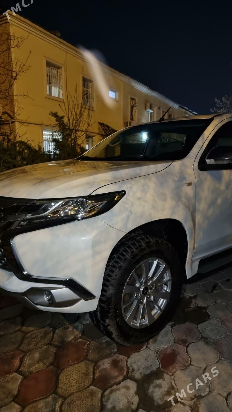 Mitsubishi Montero Sport 2019 - 410 000 TMT - Ашхабад - img 1