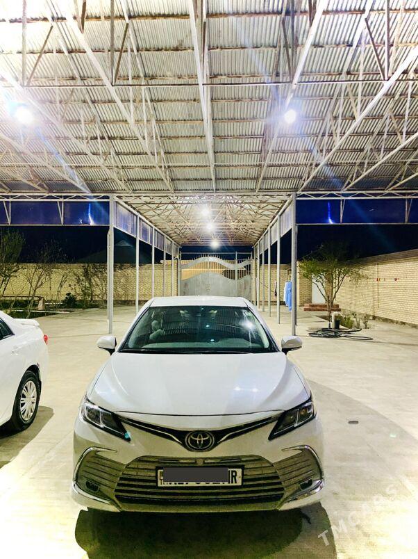 Toyota Camry 2022 - 399 000 TMT - Байрамали - img 1