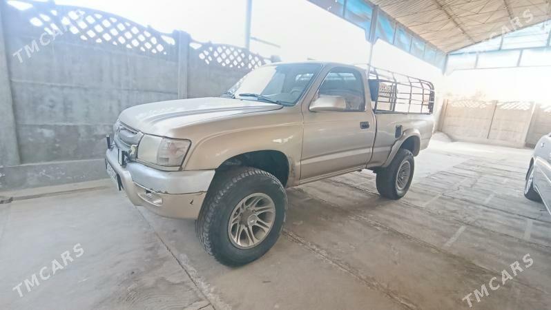 Toyota Tacoma 2001 - 123 000 TMT - Туркменгала - img 1