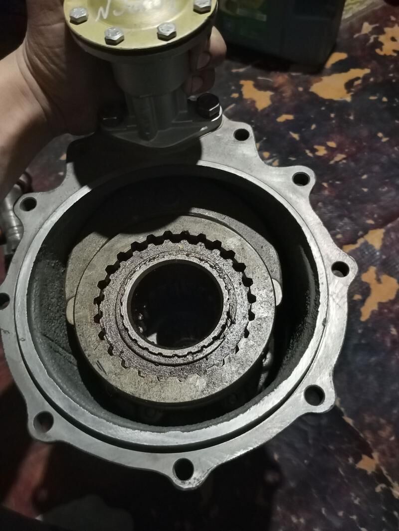 parasyonok 4 000 TMT - Гурбансолтан Едже - img 1