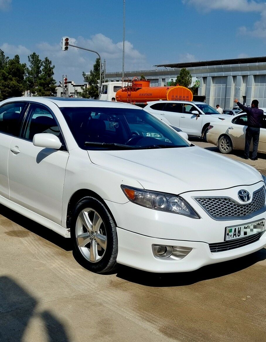Toyota Camry 2010 - 200 000 TMT - Mary - img 1